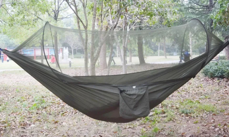 Outdoor Hammock With Net – Lightweight Parachute Fabric For Camping & Travel